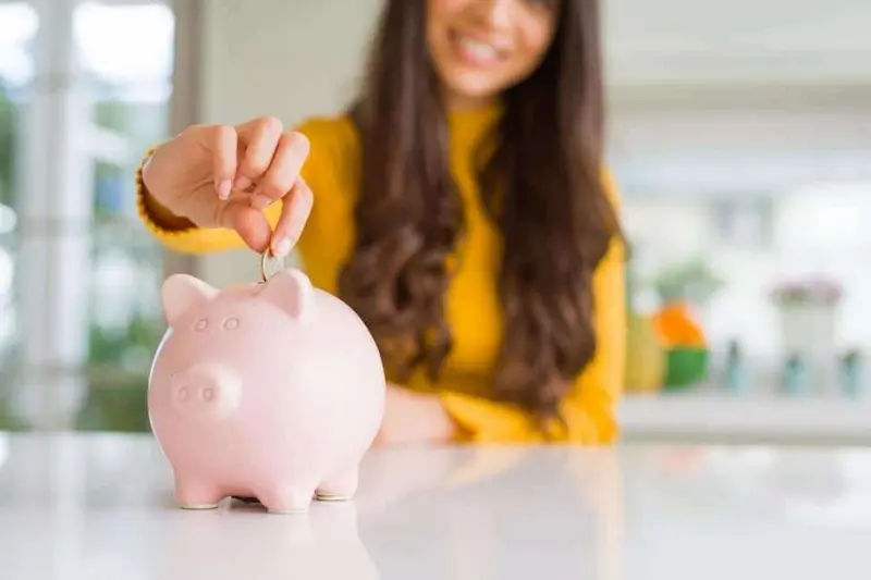 Paano Hikayatin ang Pamilya na Maging Matipid